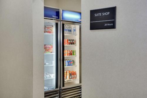 Hampton Inn Atlanta-Fairburn - image 14