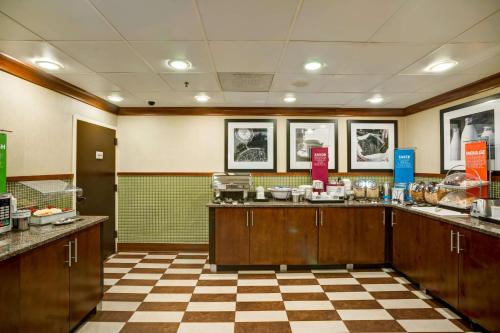 Hampton Inn By Hilton Birmingham/Mountain Brook