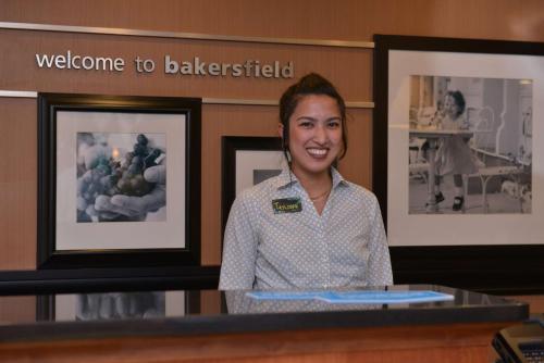 Hampton Inn and Suites Bakersfield North-Airport