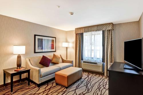 Homewood Suites by Hilton Boston Cambridge-Arlington, MA