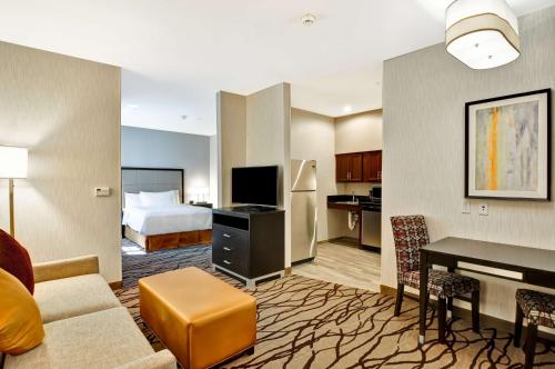 Homewood Suites By Hilton Cambridge-Arlington