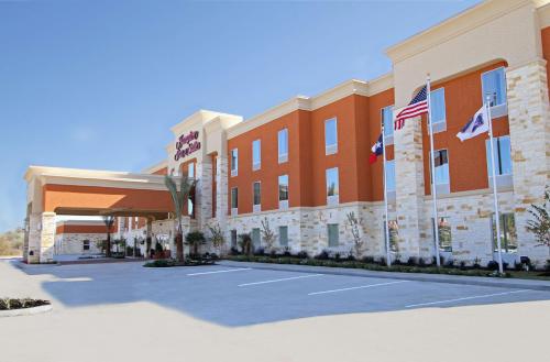 Hampton Inn&Suites Winnie - Hotel