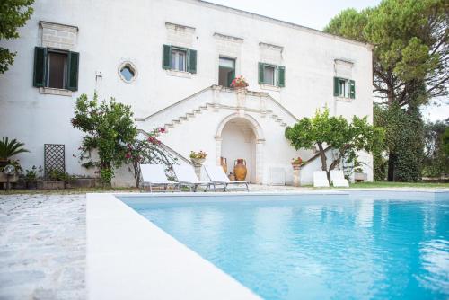 Villa Encantamiento - Masseria Storica nel cuore della Puglia con piscina privata