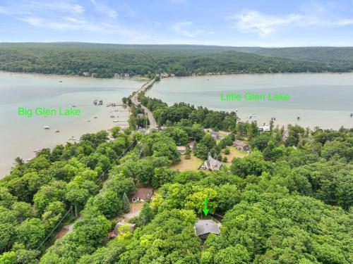 Glen Lake Ridge in Empire, USA