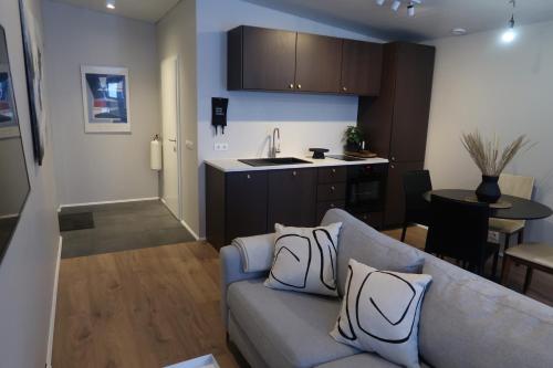 New private apartment suite - Apartment - Akureyri