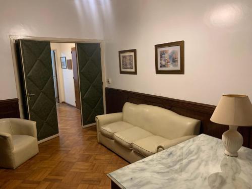 Administracion Callao, Buenos Aires (fotografie 10)