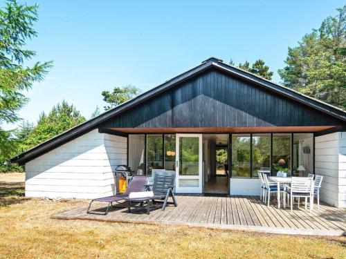  6 person holiday home in Ulfborg-By Traum in Ulfborg