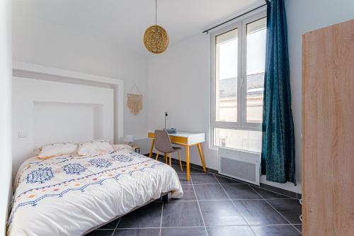 Coeur de ville #B2 - Centre ville, WIFI & NETFLIX - Proche transports - CHAMBRE PRIVEE dans logement partagé - Saint-Pierre-des-Échaubrognes