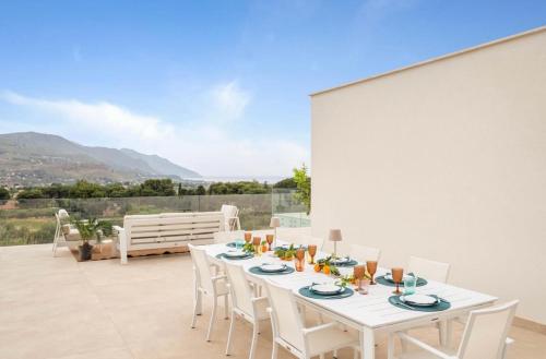 Deluxe Villa image 6
