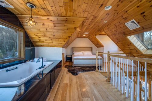 The Haüs Windham - Spacious Suites Hot Tub Mountain Views! - image 12
