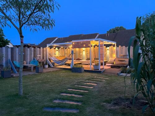 Chambre double dans villa avec piscine salle de bains privée chambre d'hôte Roézé-sur-Sarthe