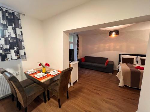 Riverbridge Apartments Prague - image 5