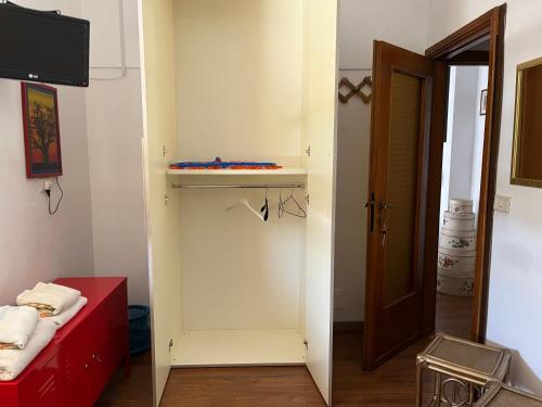 1 twin bed