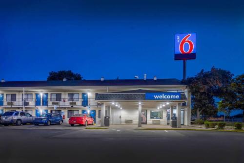 Motel 6-Hammond, IN - Chicago Area