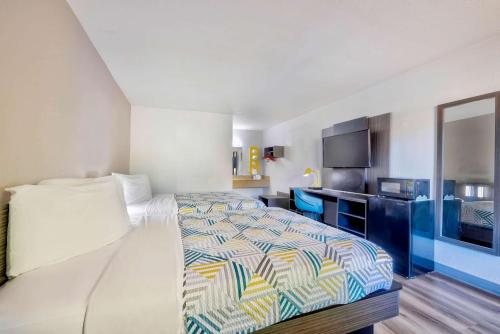 Motel 6-Hammond IN - Chicago Area - image 2