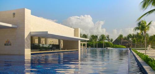 泳池, 巴塞羅瑪雅里維埃拉酒店-僅限成人入住 (Barceló Maya Riviera - Adults only) in 阿文圖拉斯港