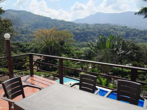 RICHYSTORE and Luna Nueva Summer House