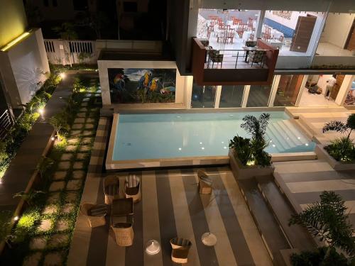 Aquaview sea view apartment
