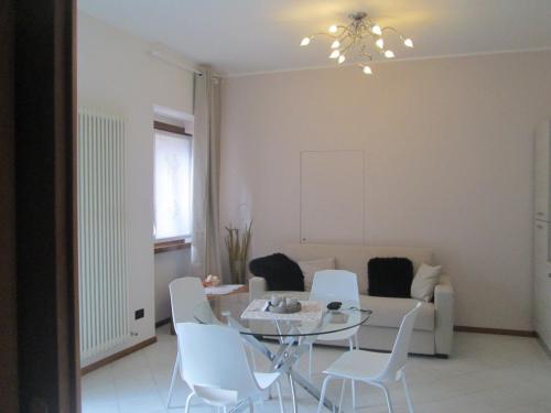 2 bedrooms, 3 beds