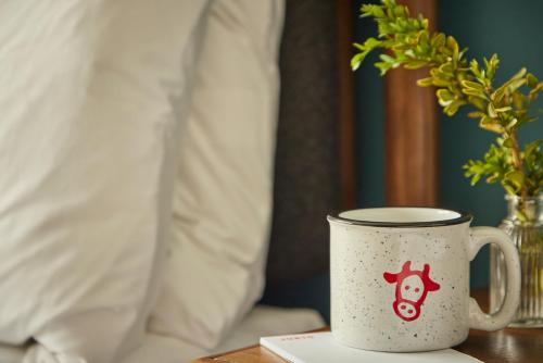 The Junto Hotel - image 13