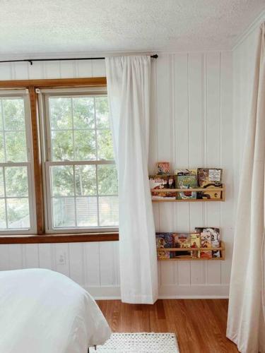 Charming Historic Cottage minutes from LOU!