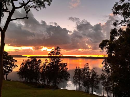 SilverWaters Waterfront Accommodation