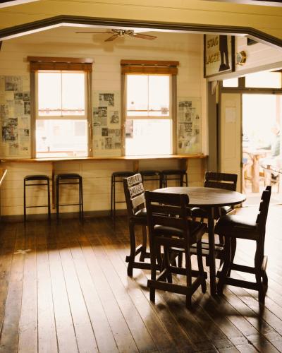 Billinudgel Hotel in Ocean Shores