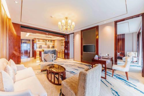 Ramada By Wyndham Huizhou South in Huizhou