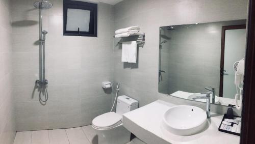 Minh Thanh Villa Hotel - 샤워실