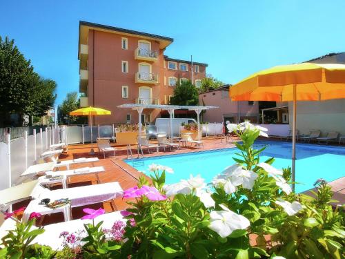  Princely Apartment in Torre Pedrera with Swimming Pool in Rimini
