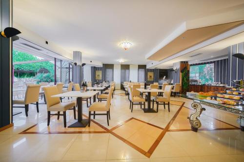 Kriss Internazionale Hotel - image 3