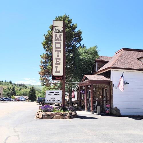 . Canyon Motel near Rocky Mountain National Park