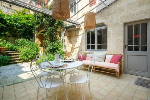 設施, Appartement avec son patio dans centre historique de Bourg in 博爾