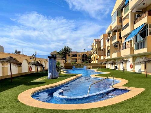 Beautiful apartment in Roquetas de Mar with shared pool