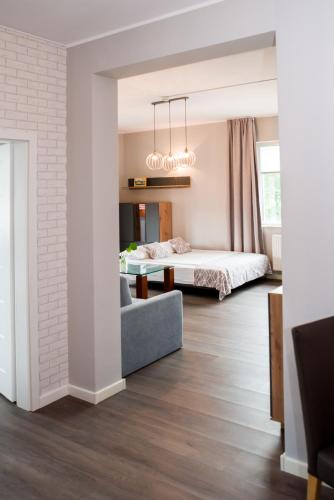 Hotel 107 - image 13