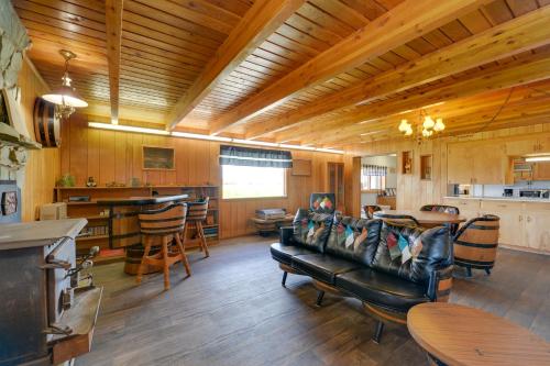 Wyoming Horse Property Near Outdoor Recreation! - Pinedale, WY