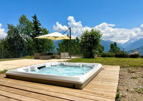 Le Chalet Pouchignon l Jaccuzzi l 6pers.