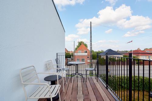 Cozy and Bright Apartments with Private Car Park - main image