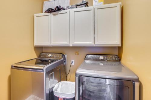 Pet-Friendly Home with Fenced Backyard in Moundville