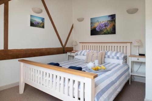 Dorset Holiday Barns - main image