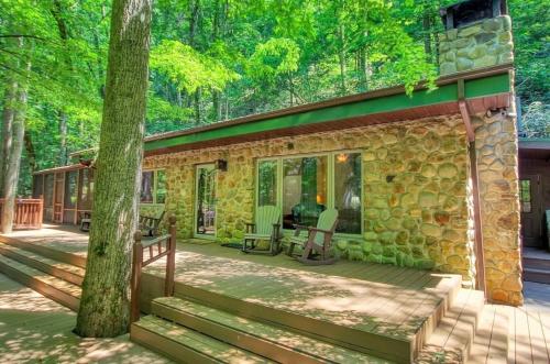 Mountain View Bliss - Cozy 1BR Cabin - Sevierville