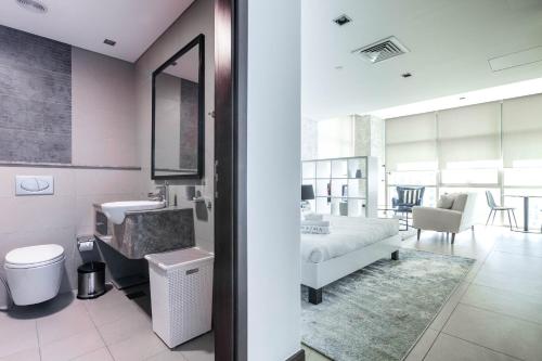 Nasma Luxury Stays - White Haven Studio With Charming Cityscape Views, Dubaï (photo 2)
