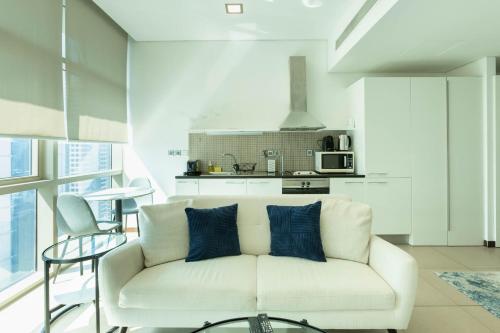 Nasma Luxury Stays - White Haven Studio With Charming Cityscape Views, Dubaï (photo 5)
