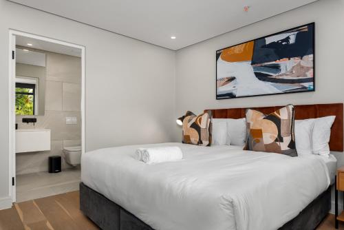 One-Bedroom Apartment image 10
