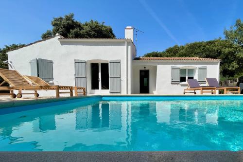 Villa des Pins - Piscine chauffée proche océan - 8 pers - Location, gîte - Talmont-Saint-Hilaire