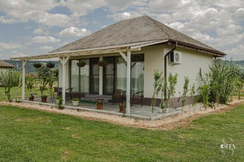 . Bungalouri Balta Paradisul Pescarilor
