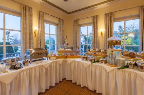 طعام و مشروبات, Landhotel Weserblick in بيفيرانجين