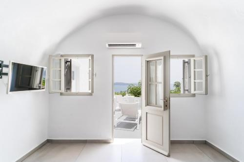 المرافق, Vogue Suites in أويا