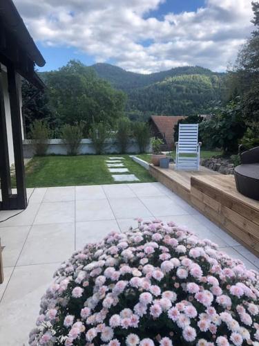 Helle große Wohnung mit grandiosem Ausblick, Terrasse und Balkon