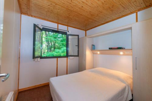 Camping de La Vernhe in Saint-Amans-des-Cots